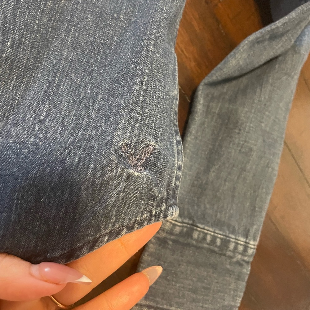 American Eagle button down - Picture 2 of 10
